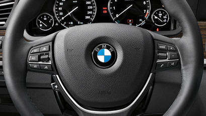 106_multifunctional-steering-wheel.jpg.resource.1373899933078